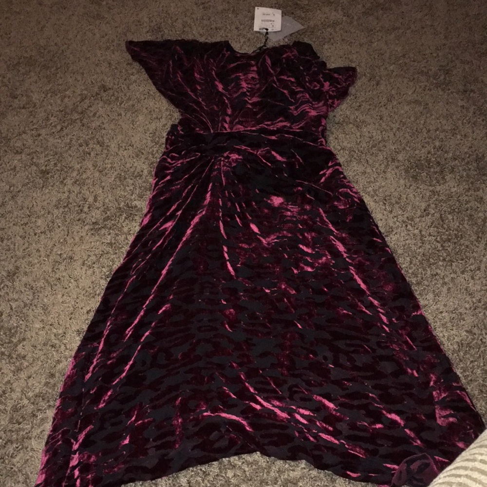 - Zara limited edition collection with draped detailed NWT wine detailed d… - Picture 9 of 10